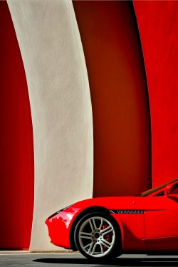 red-classic-sports-car-as-the-essence-of-luxury-9